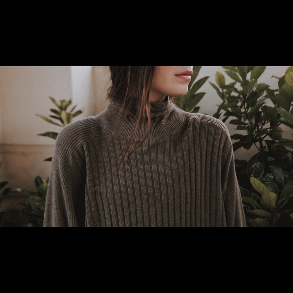 vintage oversized turtleneck sweater